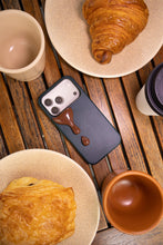 Cargar imagen en el visor de la galería, Colección Coffee Shop - Vivi Brown