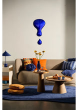 Lade das Bild in den Galerie-Viewer, Gota de Muro